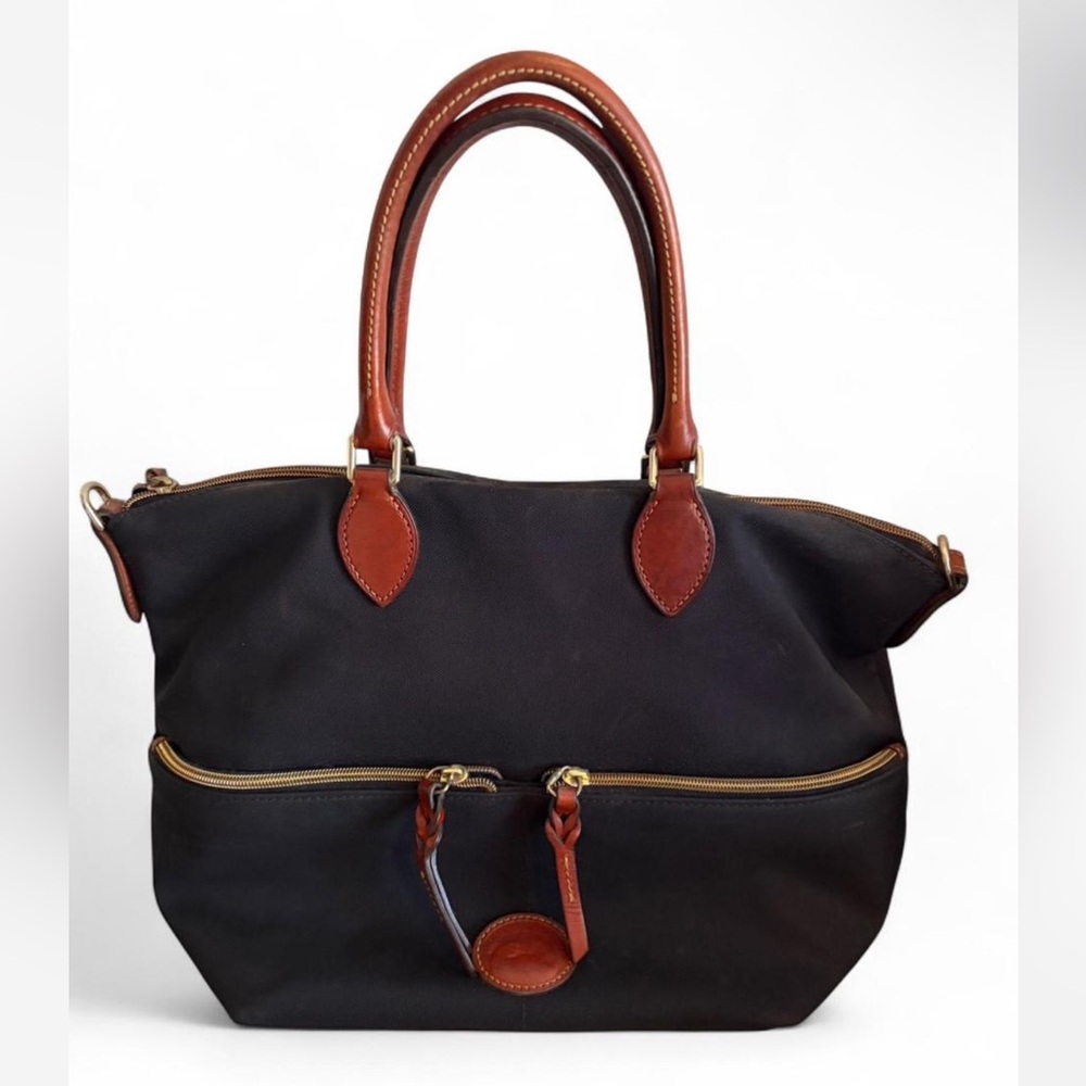 Elegant Dooney & Bourke Women's Handbag